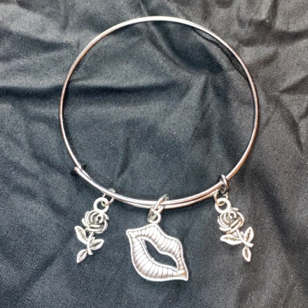 🤍🤍 Bangle 🤍🤍